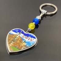 Брелок Львів із металу у вигляді серця всередині фольга тиснена.