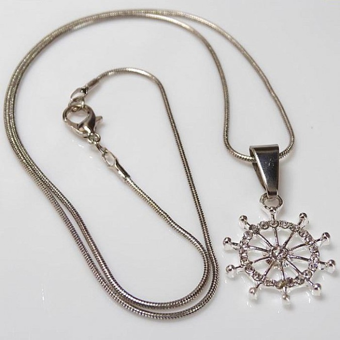 Кулон на ланцюжку Штурвал