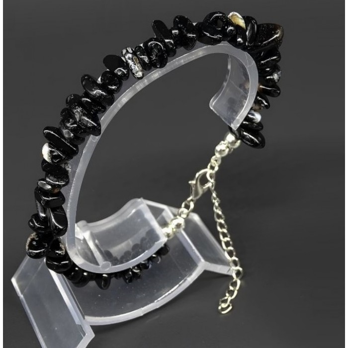 Bracelet on a fishing line with a clasp made of natural stone *Black agate chips*, bead diameter: 6x3mm+-, length: 19cm+