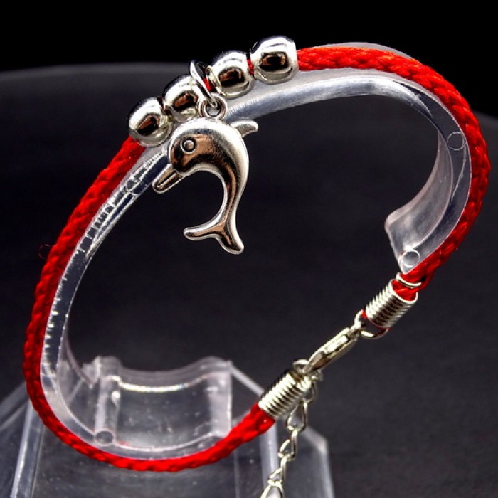 Bracelet red thread amulet against the evil eye with a pendant * Dolphin * metal color: silver, eco-silk thread with carabiner, length: 18cm + 4cm