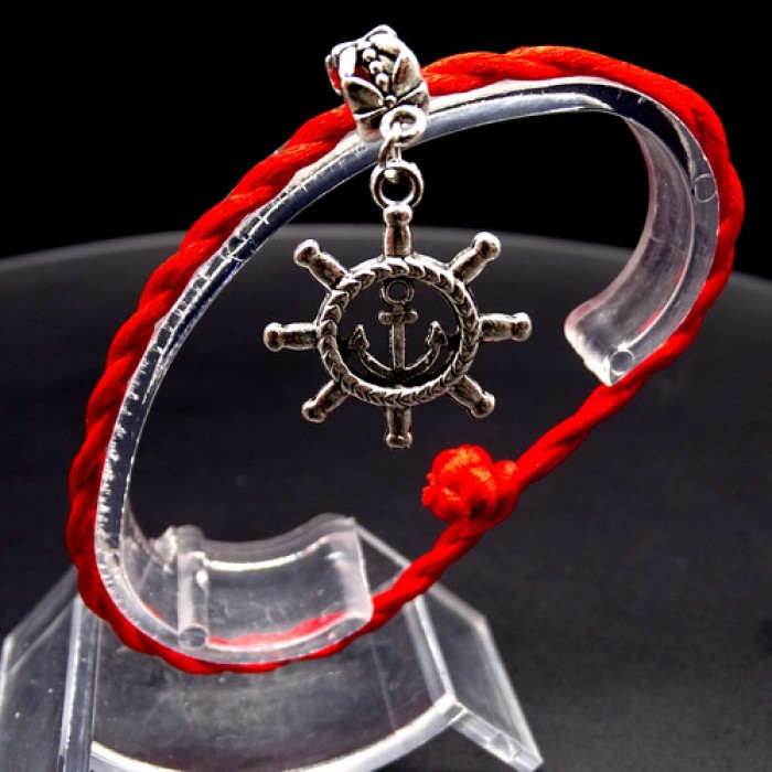 Bracelet red thread amulet against the evil eye with a pendant *Steering wheel* metal color: silver, size: universal 12-19cm