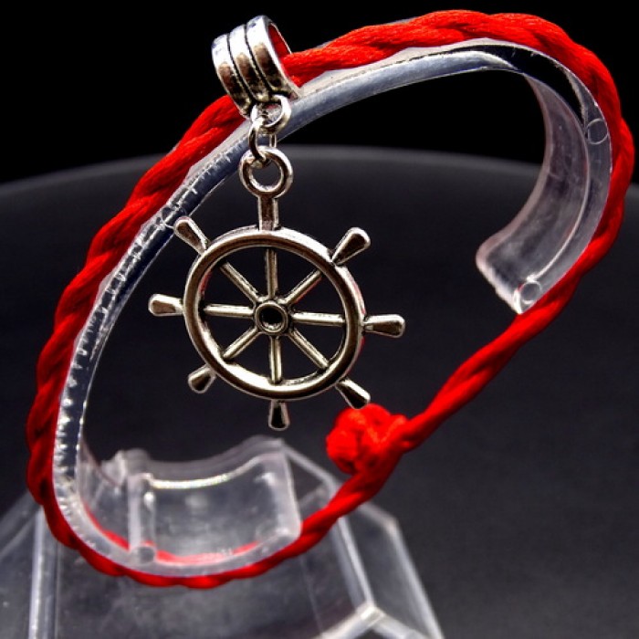 Bracelet red thread amulet against the evil eye with a pendant *Steering wheel* metal color: silver, size: universal 12-19cm