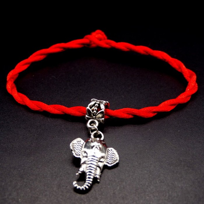 Bracelet red thread amulet against the evil eye with a pendant *Elephant* metal color: silver, size: universal 12-19cm