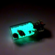 Pendant, pendant glowing in the dark "Glass bottle