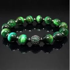 Bracelet made of natural stone Tiger eye green
