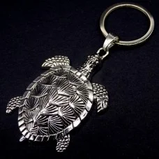 Брелок морський світ у вигляді морської черепахи колір металу срібло, розмір: довжина-10см, підвіска-6.5/4.2см