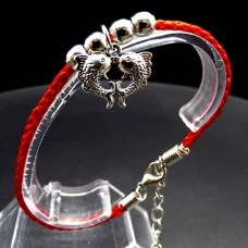 Bracelet red thread amulet against the evil eye with a pendant * Two fish * metal color: silver, eco-silk thread with carabiner, length: 18cm + 4cm