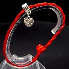 Bracelet red thread amulet against the evil eye with a pendant with rhinestones *Heart* metal color: silver, size: universal 12-19cm