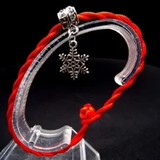 Bracelet red thread amulet against the evil eye with a pendant with rhinestones *Snowflake* metal color: silver, size: universal 12-19cm