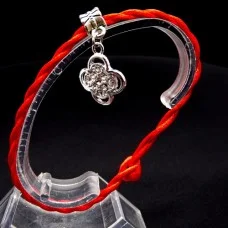 Bracelet red thread amulet against the evil eye with a pendant with rhinestones *Clover* metal color: silver, size: universal 12-19cm