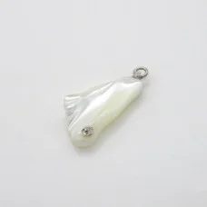 Mother-of-pearl pendant "Foot" rhinestone color: crystal