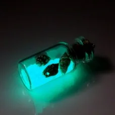Pendant, pendant glowing in the dark "Glass bottle